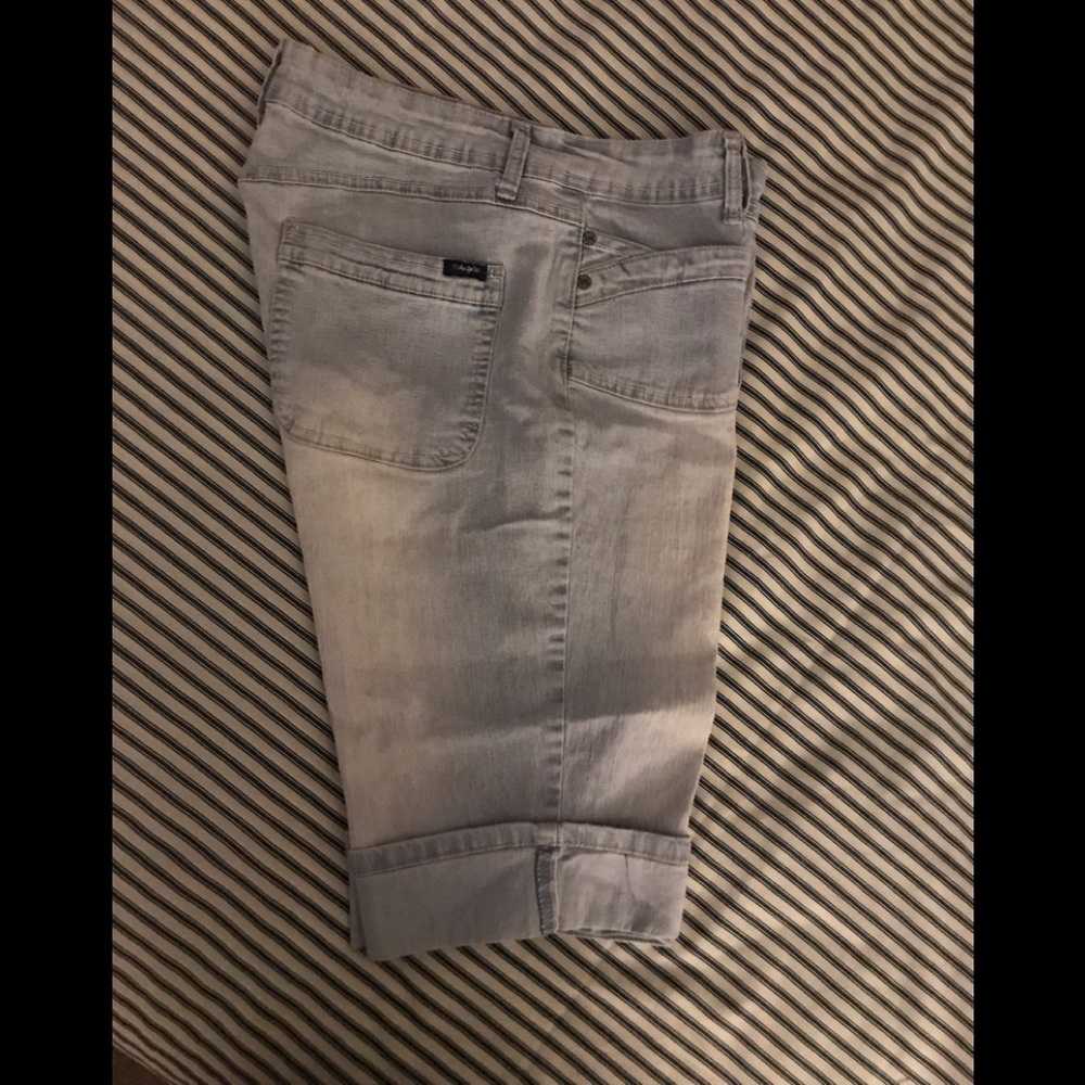 Angels brand denim Bermuda Shorts EUC!